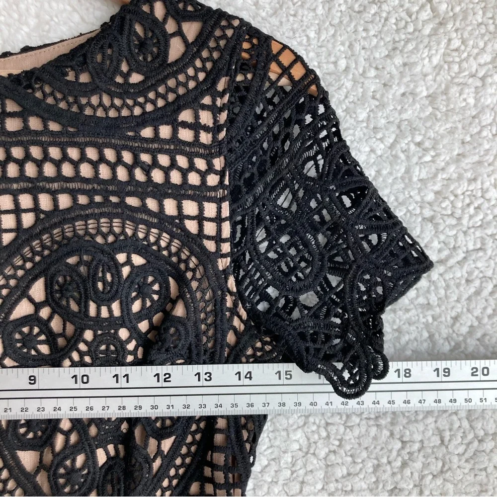 J.O.A. Los Angeles Women's black crochet lace overlay short sleeve dress, Sz S - Picture 6 of 17